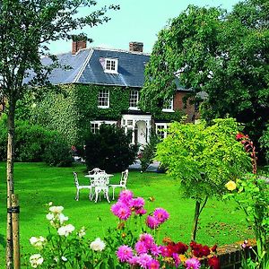 Marsh Farm Hotel